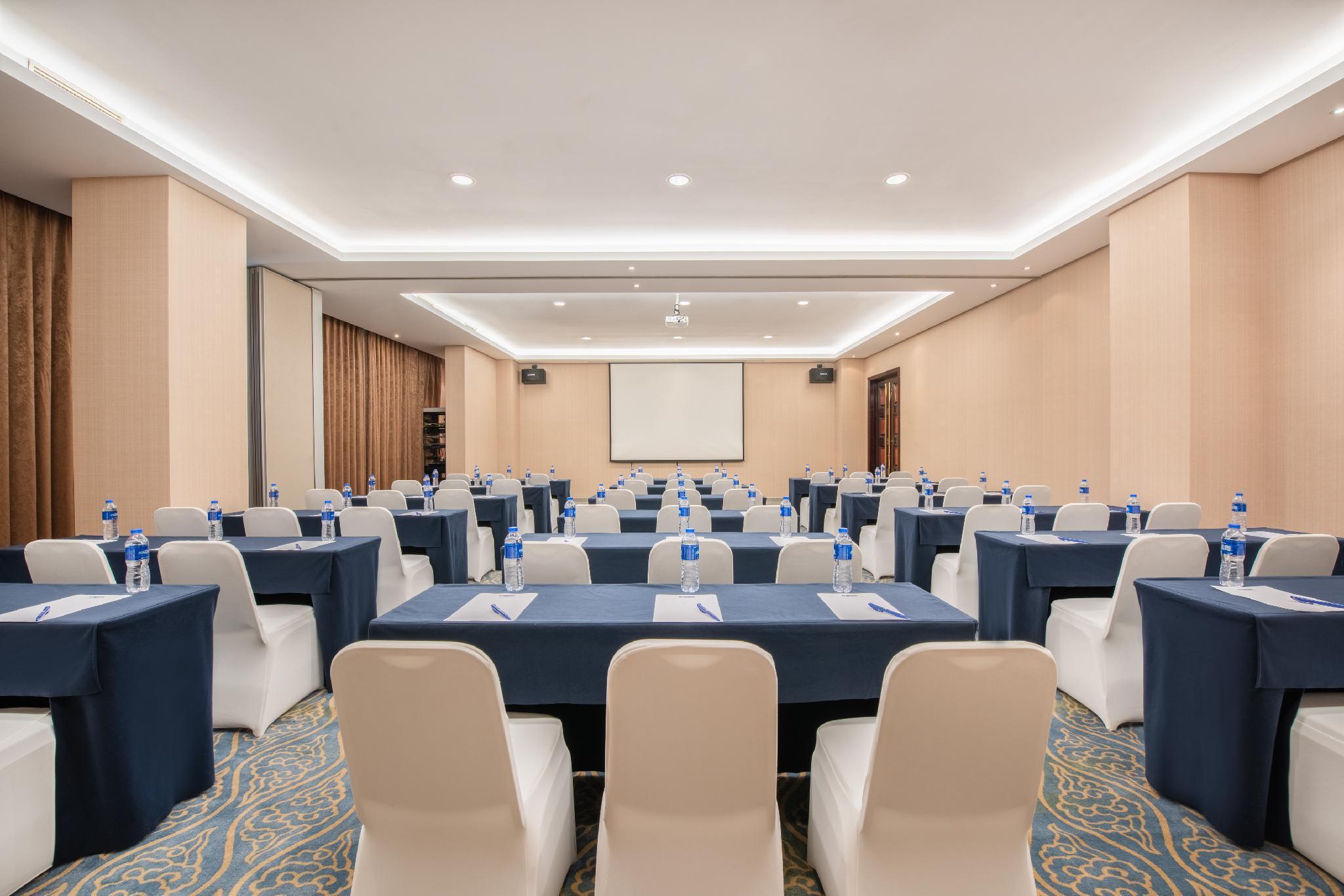 Holiday Inn Express Beijing Huacai By Ihg Екстериор снимка